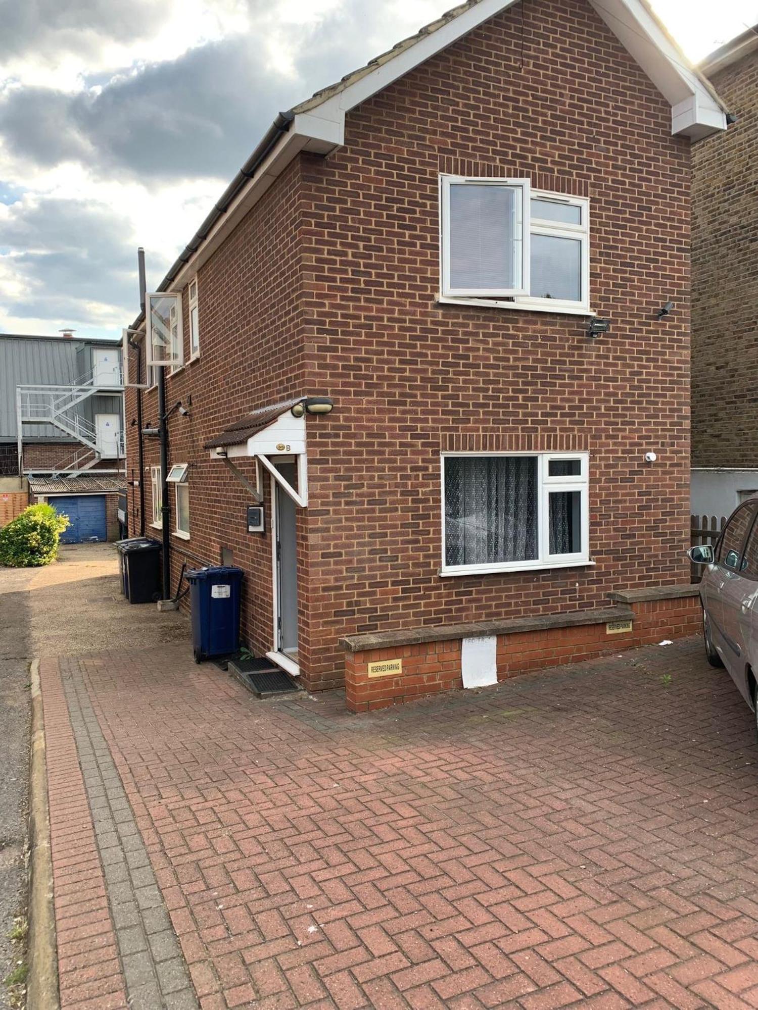 Amazing En-Suite Apartment In Finchley Central Londra Exterior foto